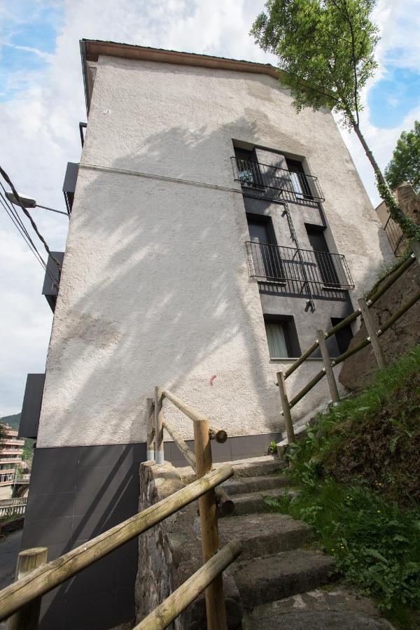 Apartament Raval De Ripoll Zewnętrze zdjęcie